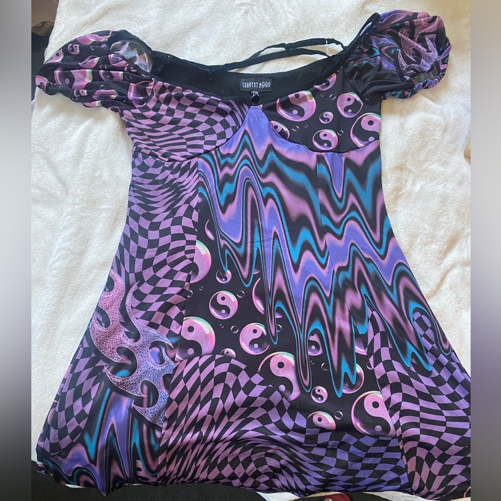 Dollskill Lost in translation dress